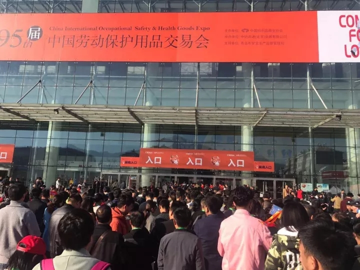 95조ͱᡱ﷫ൺóӴ