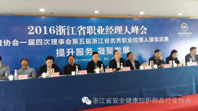 1477959571588502.png 1.png